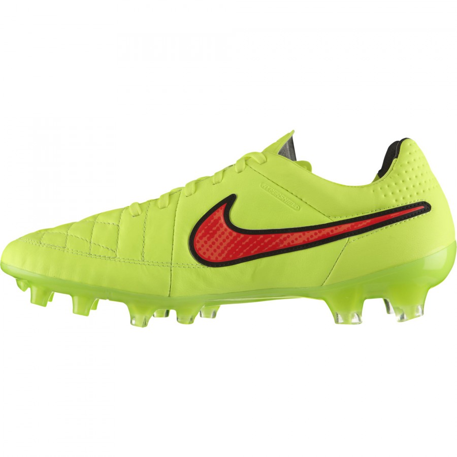 nike tiempo neon