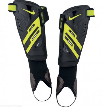 NIKE YOUTH PROTEGGA SHIELD JUNIORSKÉ CHRÁNIČE - Černá, Žlutá č.1