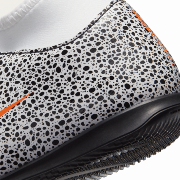 NIKE JR MERCURIAL SUPERFLY 7 CLUB CR7 SAFARI IC SÁLOVKY DĚTSKÉ - Bílá, Oranžová č.10